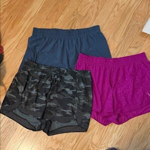 Athleta Mesh Racer Short 4” size 1x - 3 pair